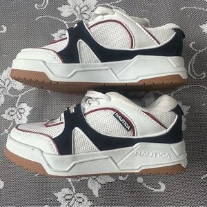 Boys Nautica Sneakers Sz 13
